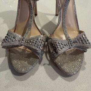 INC Women's Reesie Rhinestone Bow Evening Sandals NEW Size 9.5